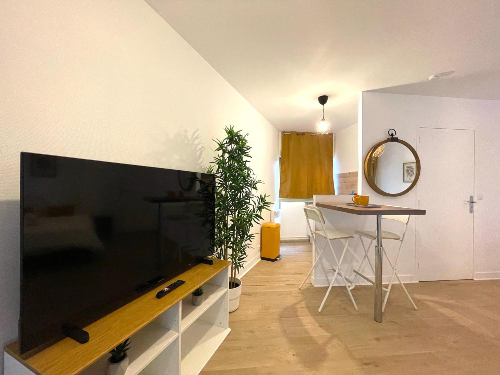 Les Entrepreneurs - Appartements Neufs Et Spacieux, Proche Rer C Et Aeroport Orly Morangis  Екстериор снимка